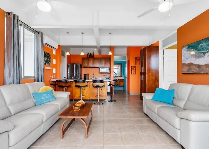 Сasa de vacaciones Modern Top-floor With Panoramic Views And Community Pool Coco