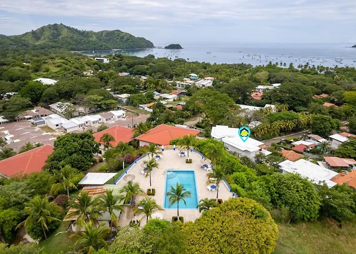 Modern Top-floor With Panoramic Views And Community Pool Hébergement de vacances