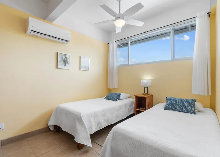 Сasa de vacaciones Modern Top-floor With Panoramic Views And Community Pool