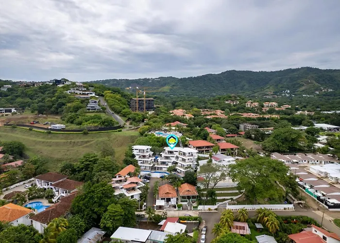 Modern Top-floor With Panoramic Views And Community Pool Сasa de vacaciones Coco